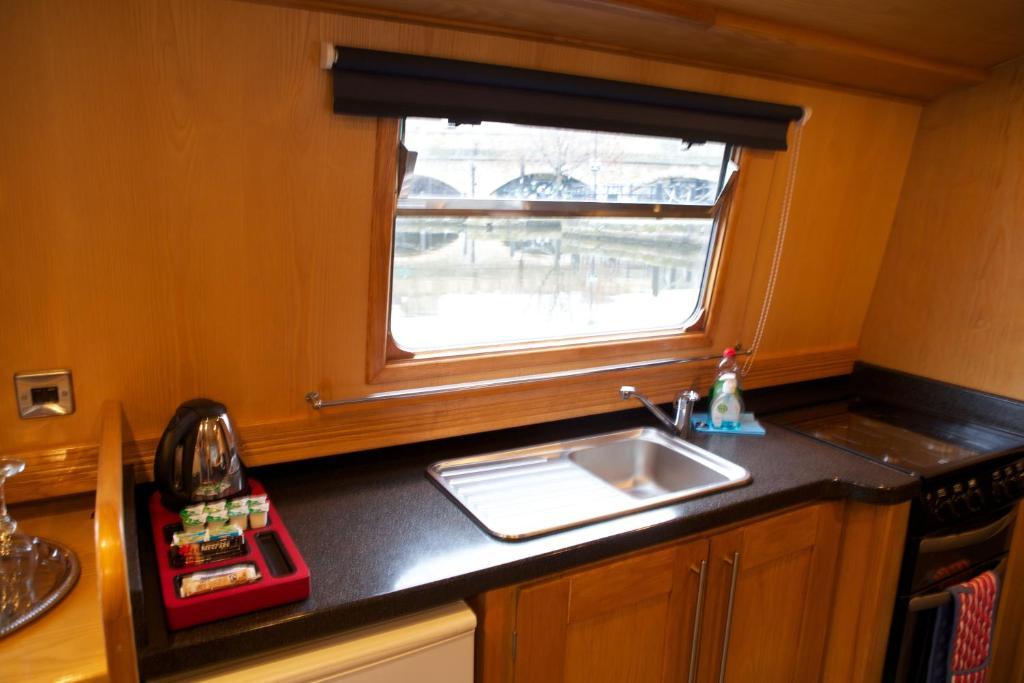 Houseboat Hotels Sheffield Exterior foto